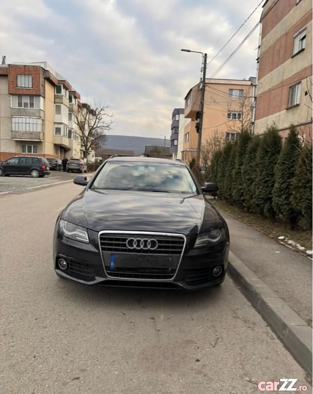 Second-hand Audi A4 S-Line 143 CP (105 kW) 2010 Berlinǎ