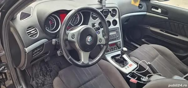 Negru Utilizat 2010 Alfa Romeo 159 Berlinǎ | 3.100 EUR (Preț OK) - Imagine 1/4