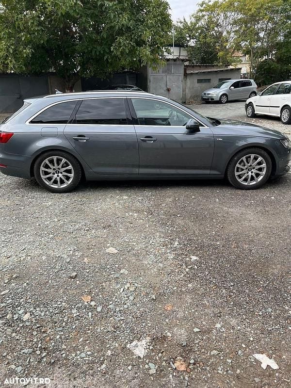 Second-hand Audi A4 S-Line 190 CP (139 kW) 2017 Gri Break