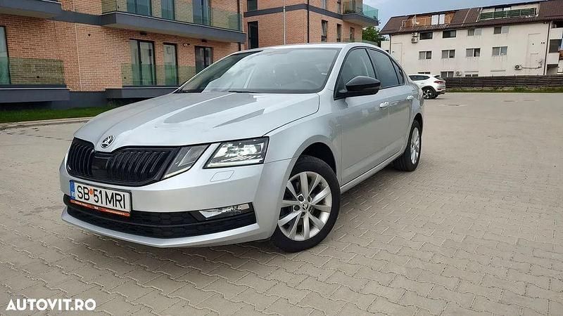 Gri Utilizat 2019 Skoda Octavia Style Berlinǎ | 15.200 EUR (Preț OK) - Imagine 1/4