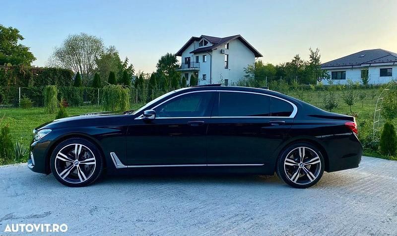 Negru Utilizat 2017 BMW 730L Berlinǎ | 26.000 EUR (Super Preț) - Imagine 1/4