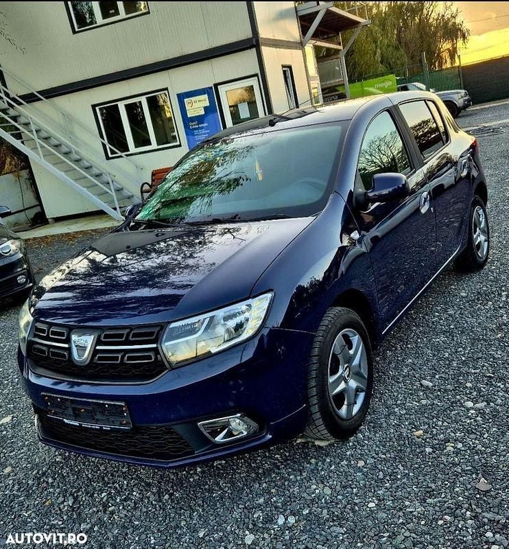 Culoarealbastru Utilizat 2017 Dacia Sandero Lauréate | 5.199 EUR (Preț bun) - Imagine 1/4