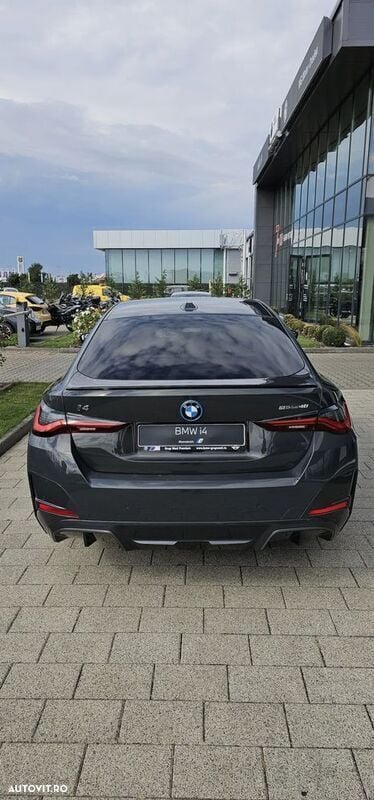 Second-hand BMW i4 M Sport 250 kW (340 CP) 2024 Gri Berlinǎ