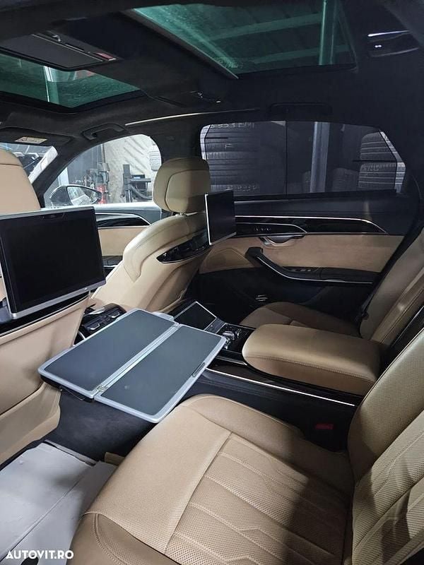 Negru Utilizat 2018 Audi A8L Berlinǎ | 38.500 EUR (Preț OK) - Imagine 1/4
