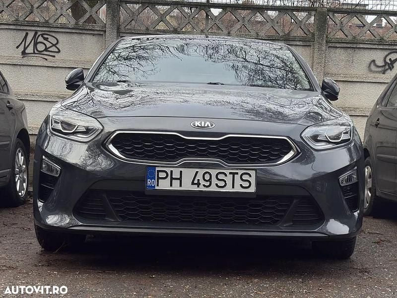 Culoaregri Utilizat 2019 Kia Ceed Hatchback | 13.800 EUR (Puțin scump) - Imagine 1/4