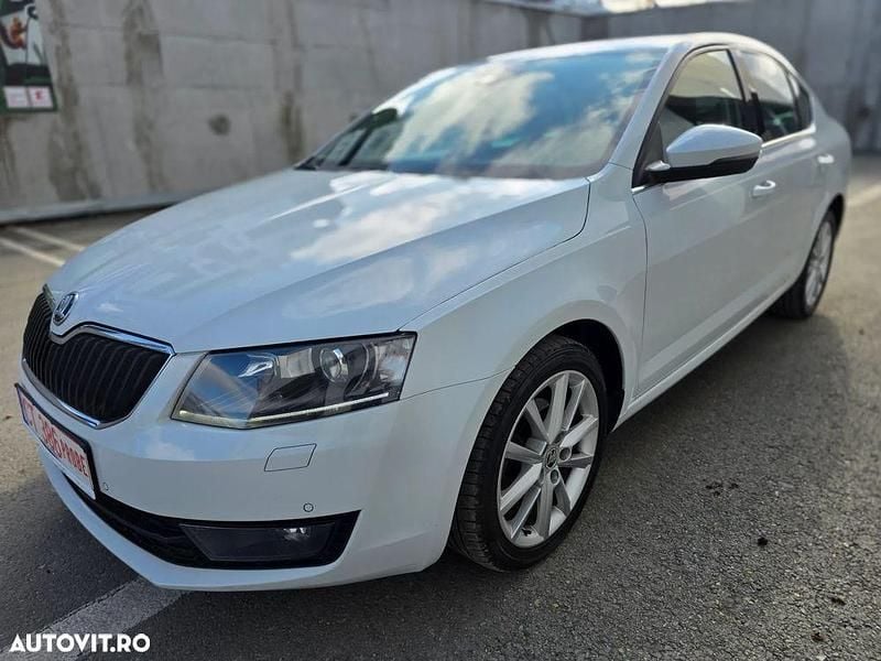 Culoarealb Utilizat 2016 Skoda Octavia Drive Berlinǎ | 10.450 EUR (Preț bun) - Imagine 1/4