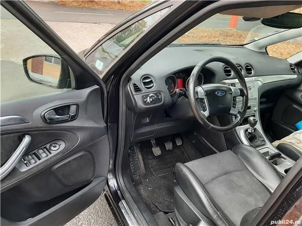 Second-hand Ford S-MAX S 140 CP (102 kW) 2007 Monovolum