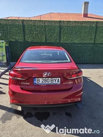 Second-hand Hyundai Elantra 2018 Hatchback