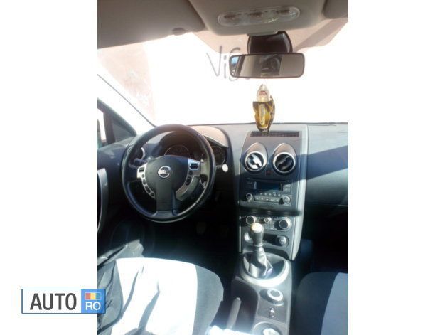 Second-hand Nissan Qashqai 140 CP (102 kW) 2013 Gri SUV