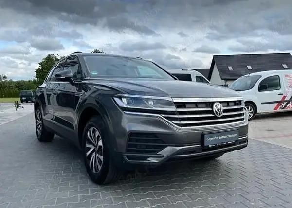 Second-hand VW Touareg 231 CP (169 kW) 2019 Gri SUV