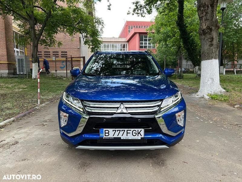 Albastru Utilizat 2021 Mitsubishi Eclipse Cross Intense SUV | 21.000 EUR (Preț bun) - Imagine 1/4