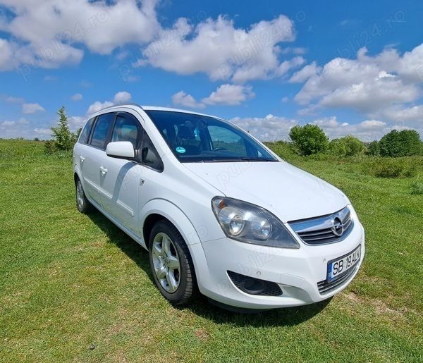 Alb Utilizat 2011 Opel Zafira Monovolum | 3.300 EUR (Preț OK) - Imagine 1/4