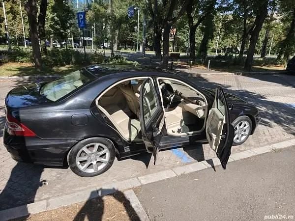 Negru Utilizat 2006 Mercedes C220 Berlinǎ | 4.800 EUR (Scump) - Imagine 1/4