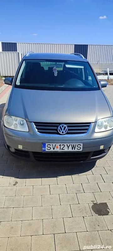 Second-hand VW Touran 74 CP (54 kW) 2007 Gri Monovolum