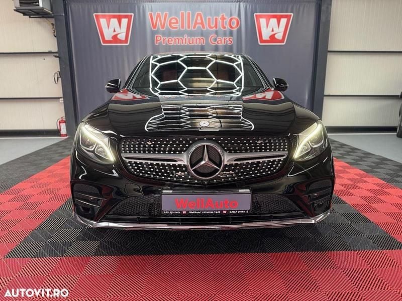 Culoarenegru Utilizat 2018 Mercedes GLC250 SUV | 32.900 EUR (Puțin scump) - Imagine 1/4
