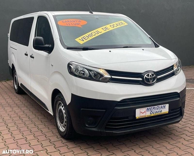 Alb Utilizat 2022 Toyota Proace Van | 26.299 EUR - Imagine 1/4