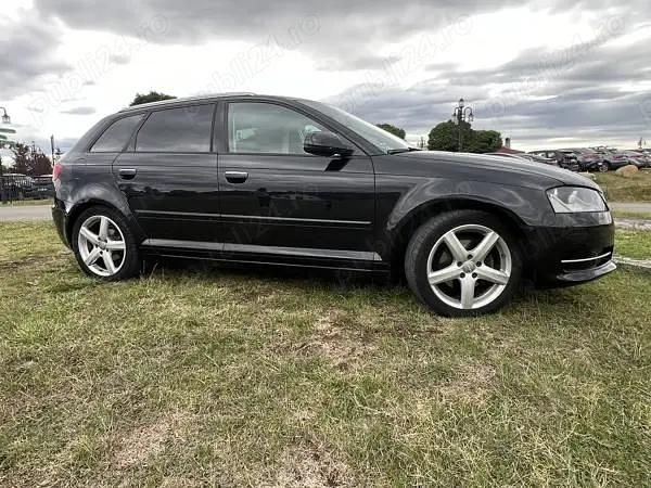 Negru Utilizat 2011 Audi A3 Hatchback | 6.790 EUR (Preț OK) - Imagine 1/4