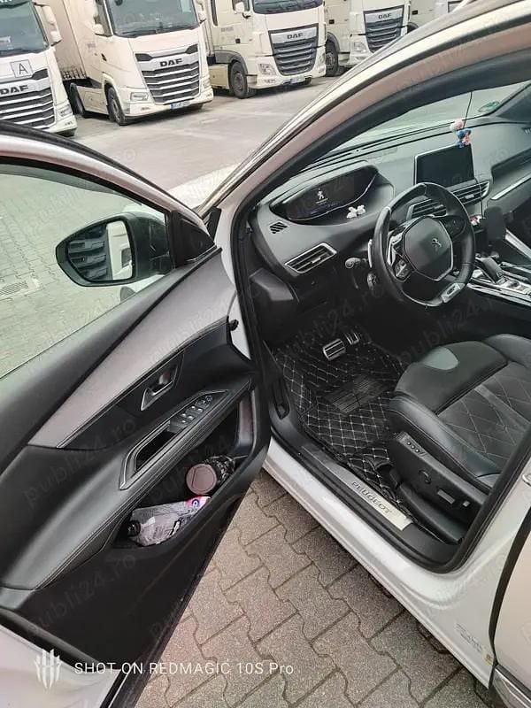 Second-hand Peugeot 3008 177 CP (130 kW) 2019 Alb SUV