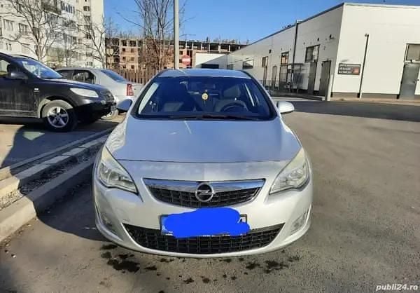Utilizat 2011 Opel Astra | 3.200 EUR (Preț OK) - Imagine 1/3