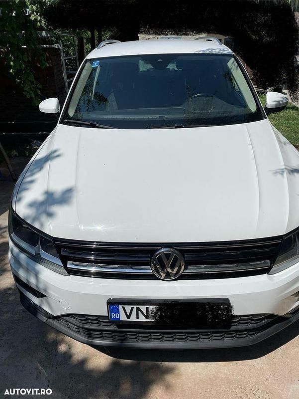 Alb Utilizat 2016 VW Tiguan Comfortline SUV | 16.200 EUR (Preț OK) - Imagine 1/4