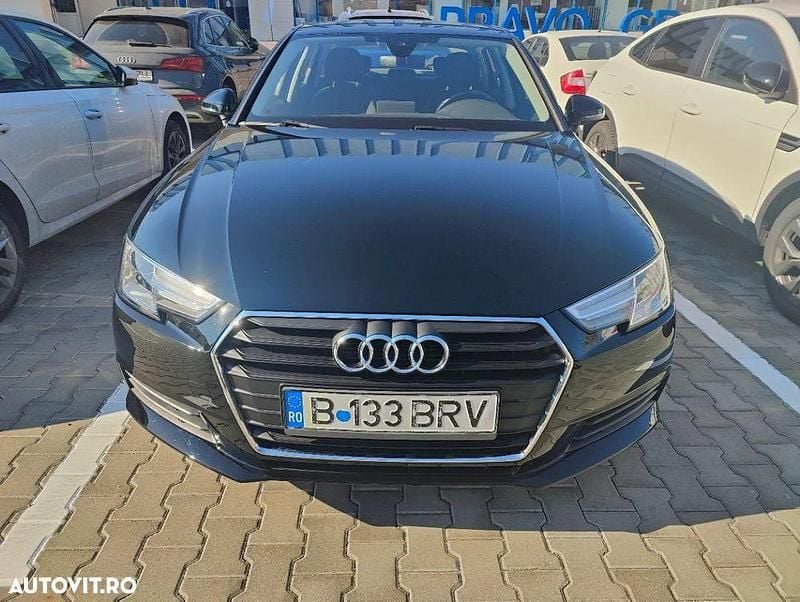 Culoarenegru Utilizat 2018 Audi A4 Berlinǎ | 15.199 EUR (Super Preț) - Imagine 1/4