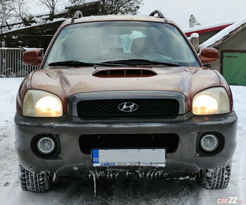 Văndută Hyundai Santa Fe 2.0 mașini secondhand de vânzare