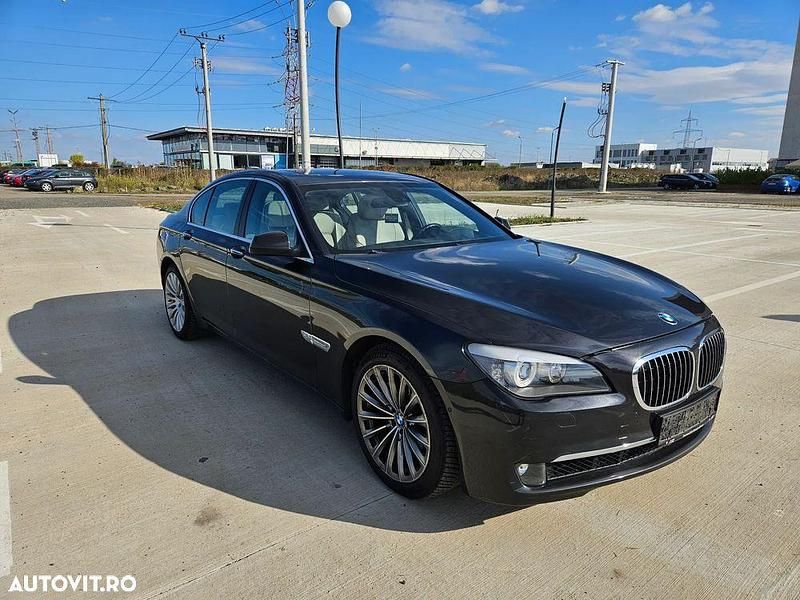 Culoaregri Utilizat 2010 BMW 740 Comfort Edition Berlinǎ | 9.990 EUR (Scump) - Imagine 1/4