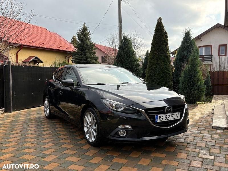 Culoarenegru Second-hand 2017 Mazda 3 Hatchback | 9.600 EUR (Preț OK) - Imagine 1/4