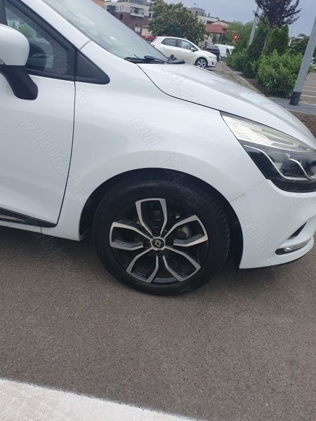 Alb Utilizat 2016 Renault Clio IV Life Berlinǎ | 8.350 EUR (Scump) - Imagine 1/4