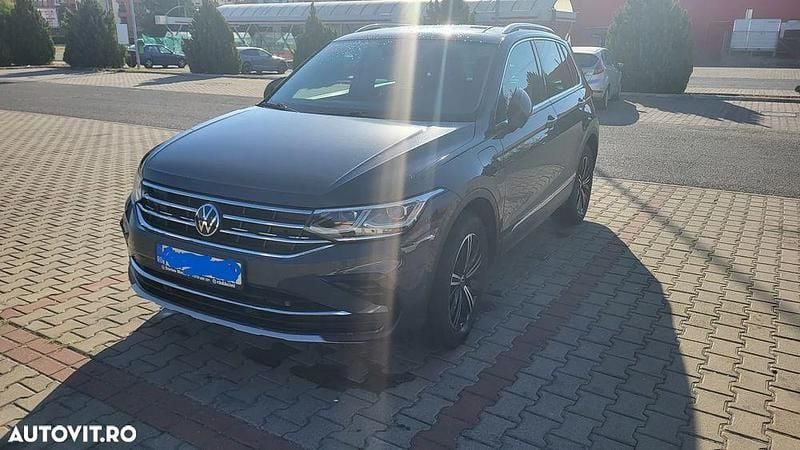 Culoaregri Utilizat 2023 VW Tiguan Elegance SUV | 31.500 EUR - Imagine 1/4