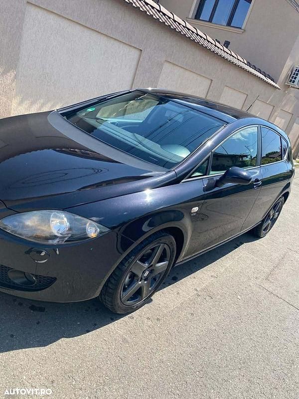 Second-hand Seat Leon 125 CP (91 kW) 2009 Culoarenegru Hatchback