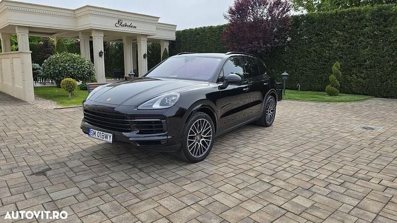 Culoarenegru Utilizat 2019 Porsche Cayenne SUV | 40.400 EUR - Imagine 1/4