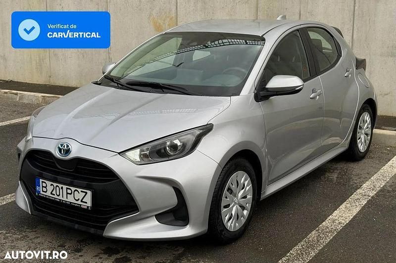 Gri Utilizat 2022 Toyota Yaris Hybrid | 15.232 EUR - Imagine 1/2