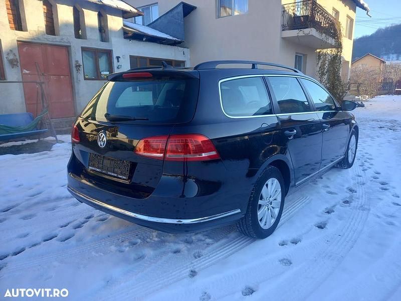 Second-hand VW Passat Comfortline 140 CP (102 kW) 2012 Culoarenegru Break