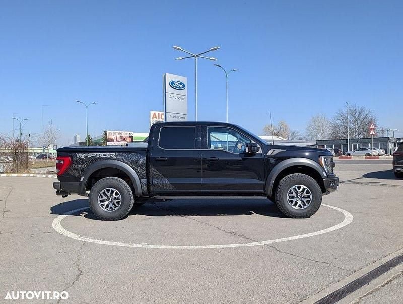 Second-hand Ford F-150 450 CP (330 kW) 2023 Culoarenegru Pickup