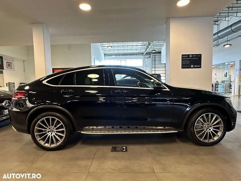 Second-hand Mercedes GLC220 AMG line 197 CP (144 kW) 2020 Culoarenegru Coupe
