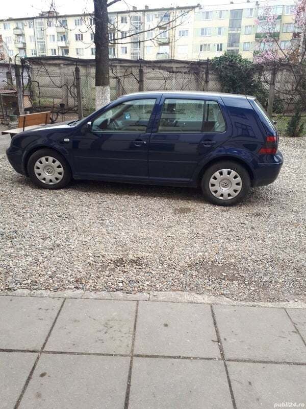 Albastru Utilizat 2000 VW Golf IV Hatchback | 2.000 EUR - Imagine 1/4
