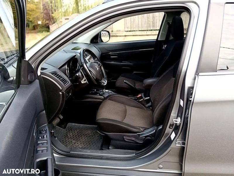 Second-hand Mitsubishi ASX Diamant Edition 150 CP (110 kW) 2015 Culoaregri SUV