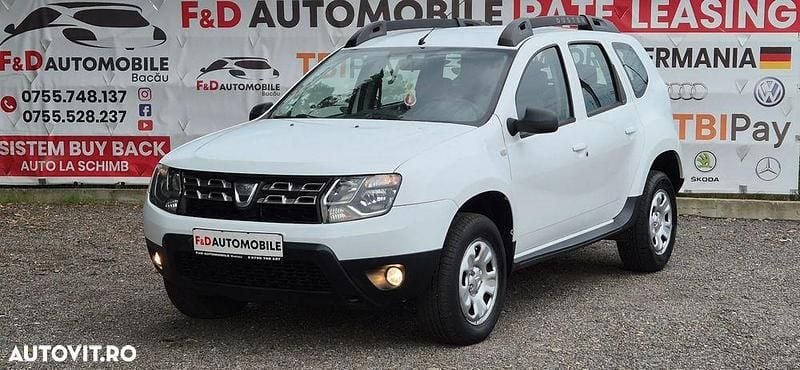 Culoarealb Utilizat 2015 Dacia Duster Lauréate SUV | 8.390 EUR (Preț OK) - Imagine 1/4