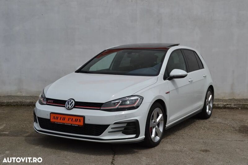 Alb Utilizat 2020 VW Golf VIII GTI Hatchback | 24.800 EUR (Preț OK) - Imagine 1/4