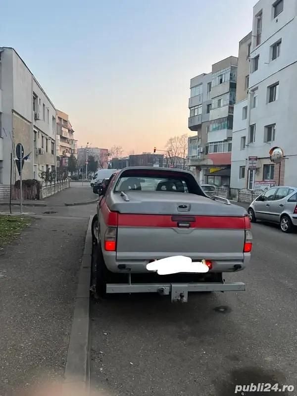 Second-hand Mitsubishi L200 100 CP (73 kW) 2003 Pickup