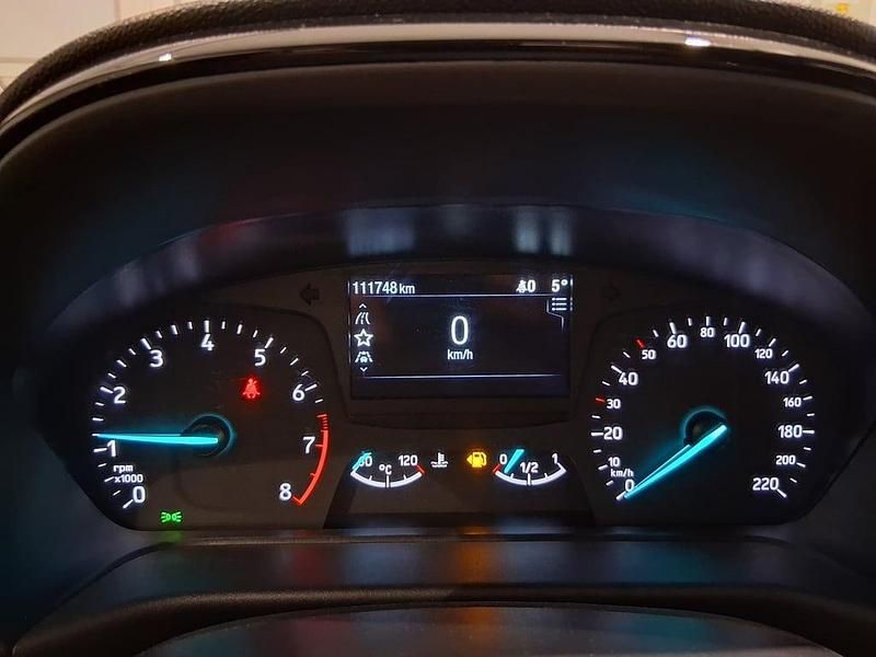 Second-hand Ford Fiesta Titanium 95 CP (69 kW) 2021 Albmetalic