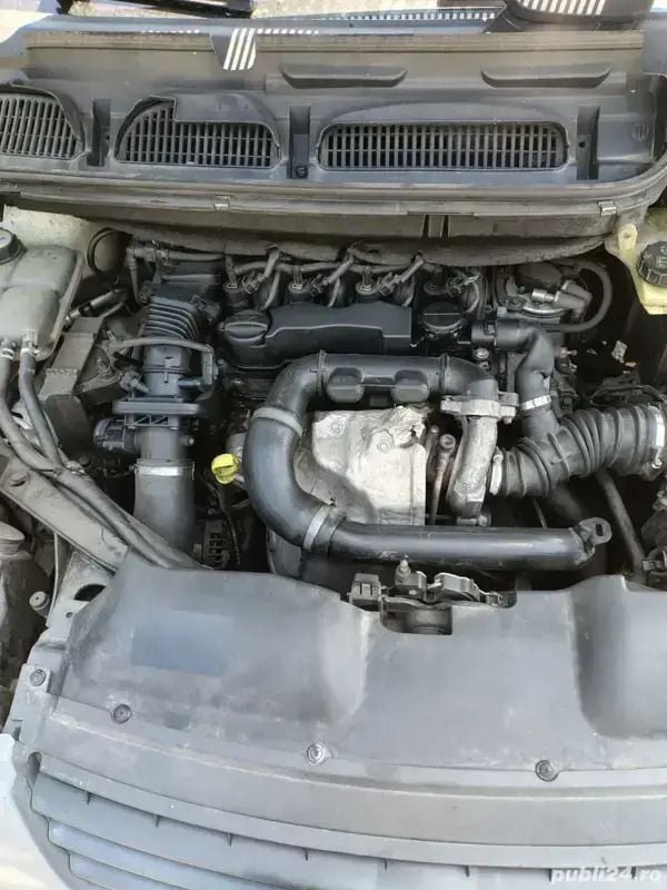 Second-hand Ford C-MAX 120 CP (88 kW) 2007 Alb Monovolum