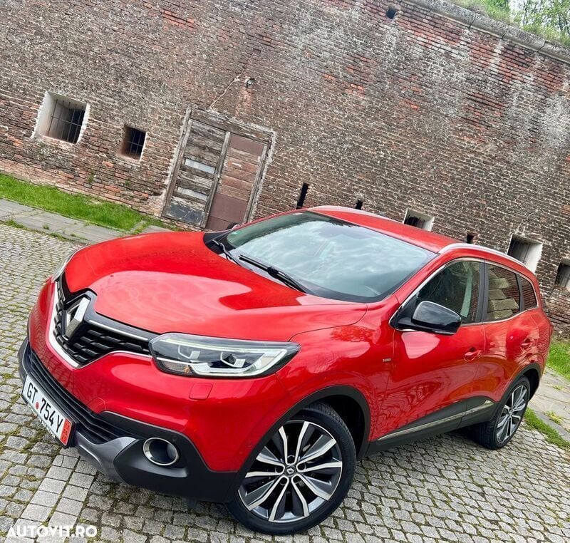 Rosu Utilizat 2017 Renault Kadjar Bose Edition SUV | 12.190 EUR (Preț OK) - Imagine 1/4