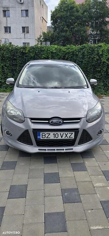 Culoaregri Utilizat 2013 Ford Focus Break | 5.000 EUR (Super Preț) - Imagine 1/4