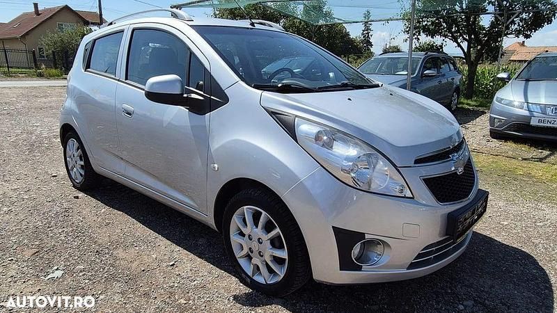 Second-hand Chevrolet Spark LS 68 CP (50 kW) 2012 Gri Hatchback