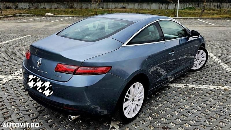 Second-hand Renault Laguna Coupé Expression 152 CP (111 kW) 2008 Culoarealbastru Coupe