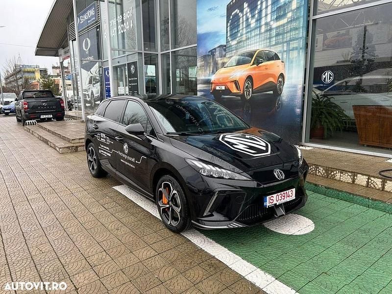 Negru Second-hand 2024 MG MG4 EV Hatchback | 33.990 EUR (Preț OK) - Imagine 1/4