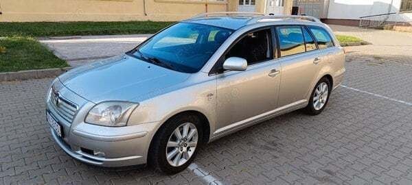 Auriu Utilizat 2005 Toyota Avensis T2 Break | 3.900 EUR (Puțin scump) - Imagine 1/4