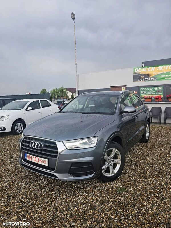 Gri Utilizat 2016 Audi Q3 Sport SUV | 11.990 EUR - Imagine 1/4